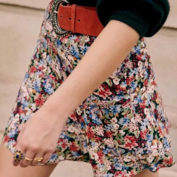 Sézane Nour SkirtFall is blooming